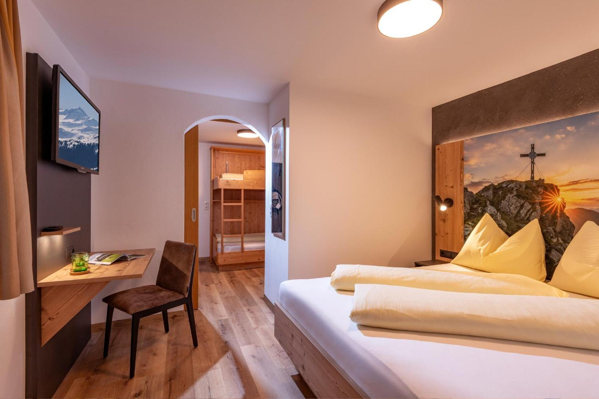 Das Sonnleiten Ski- Und Motorradhotel Bruck Im Zillertal Bruck am Ziller Extérieur photo