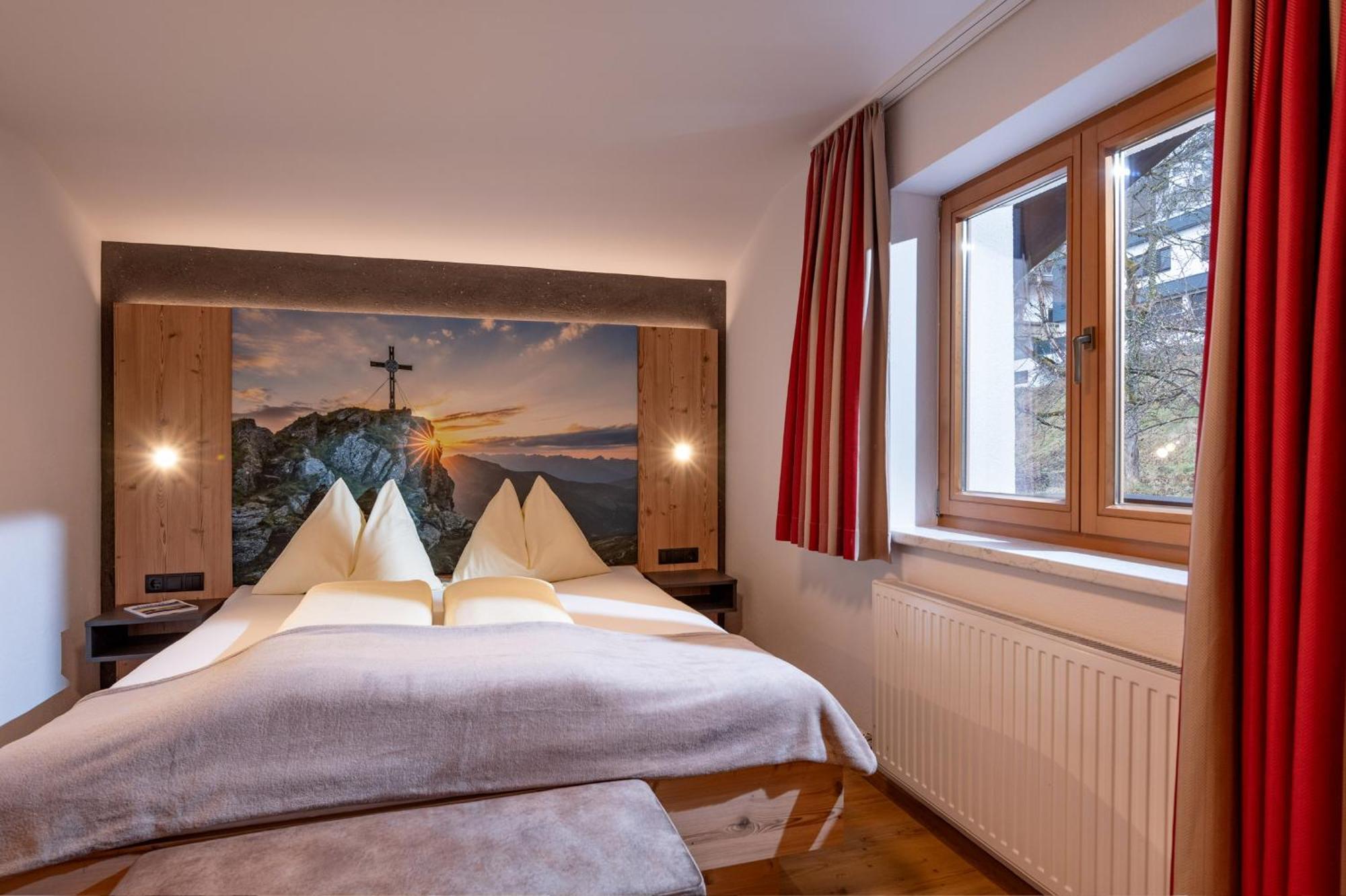 Das Sonnleiten Ski- Und Motorradhotel Bruck Im Zillertal Bruck am Ziller Extérieur photo